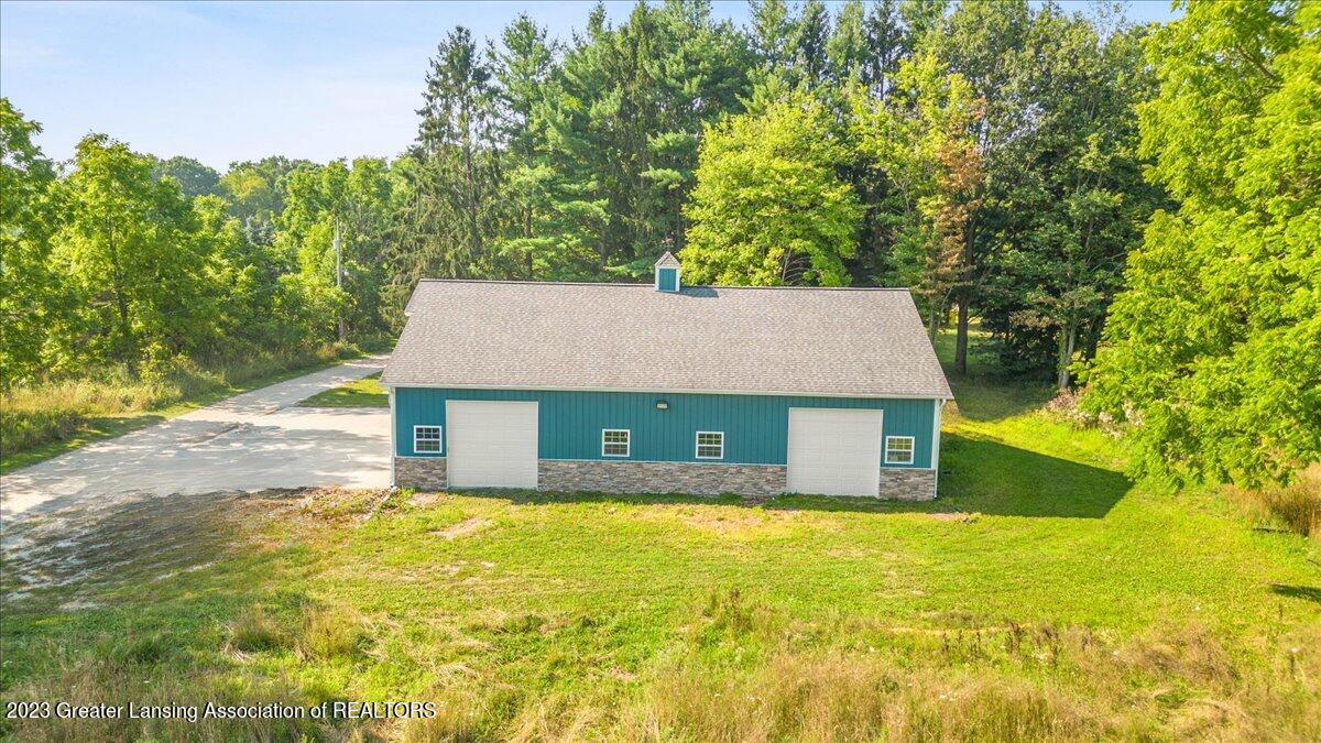 5747 Harper Road Holt, MI 48842 - Photo 5 of 42 10-Media Jett-3