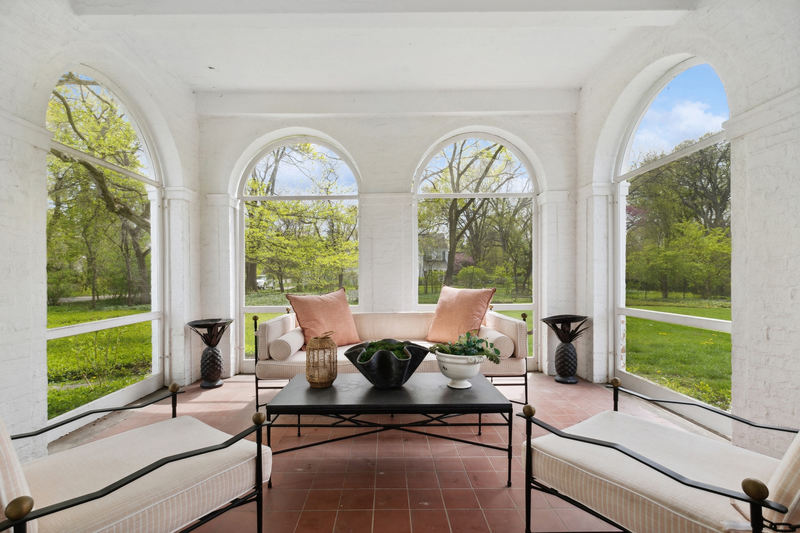 220 Dewindt Road Winnetka, IL 60093 - Photo 12 of 53 a living room with furniture and a large window