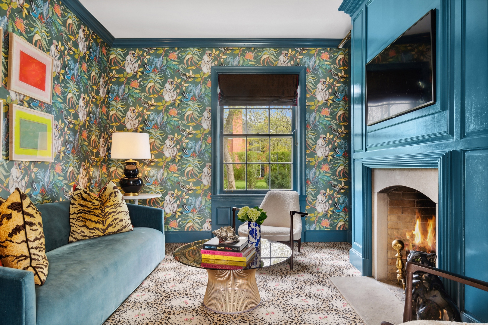 220 Dewindt Road Winnetka, IL 60093 - Photo 15 of 53 a living room with furniture and a fireplace