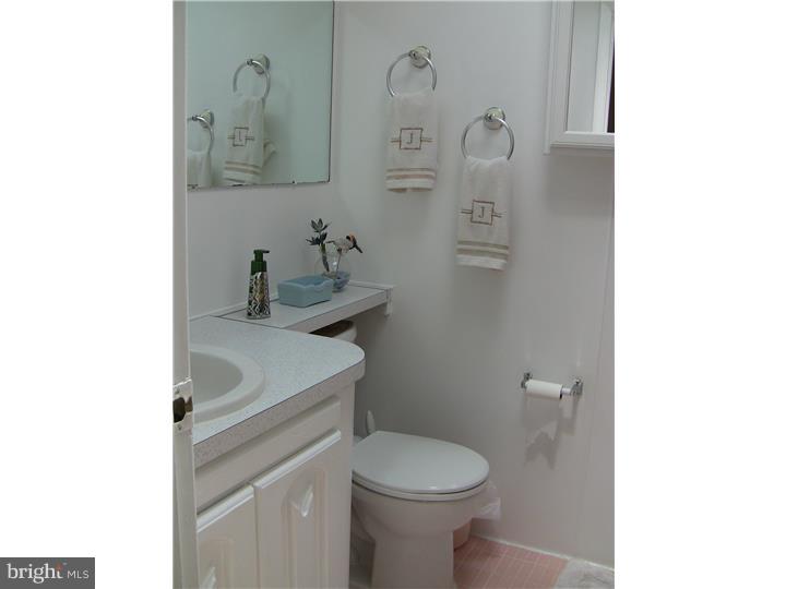 12237 Medford Road Philadelphia, PA 19154 - Photo 13 of 19 Bathroom