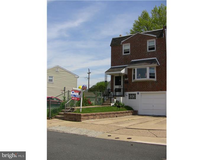 12237 Medford Road Philadelphia, PA 19154 - Photo 3 of 19 Exterior Front