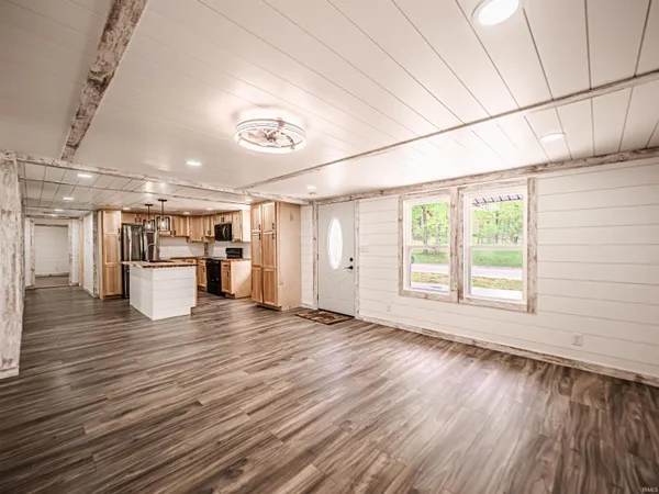 $289,900 | 5233 Highway 261, Newburgh, IN 47630
