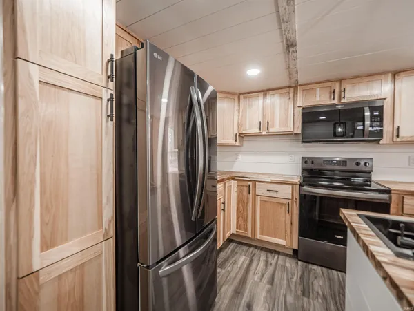 $289,900 | 5233 Highway 261, Newburgh, IN 47630