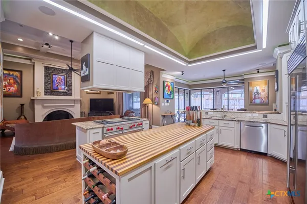 $1,180,000 | 2205 Sunrise Drive, Belton, TX 76513