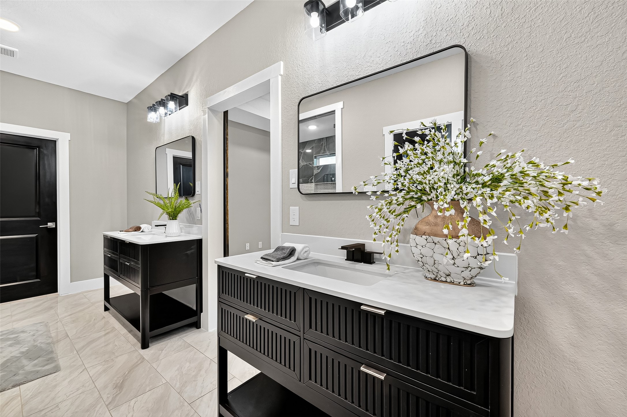 661 Angus Trail Angleton, TX 77515 - Photo 16 of 26 His and hers vanity