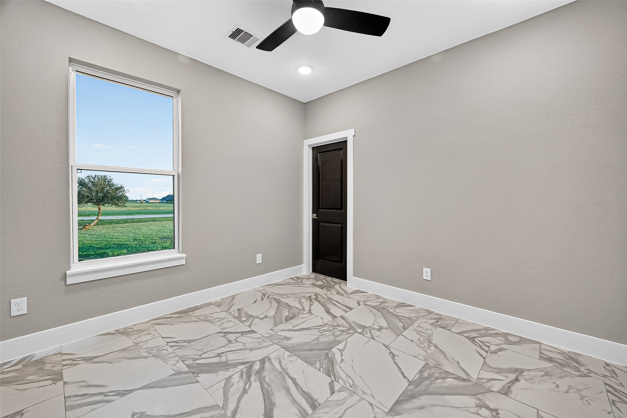 661 Angus Trail Angleton, TX 77515 - Photo 20 of 26