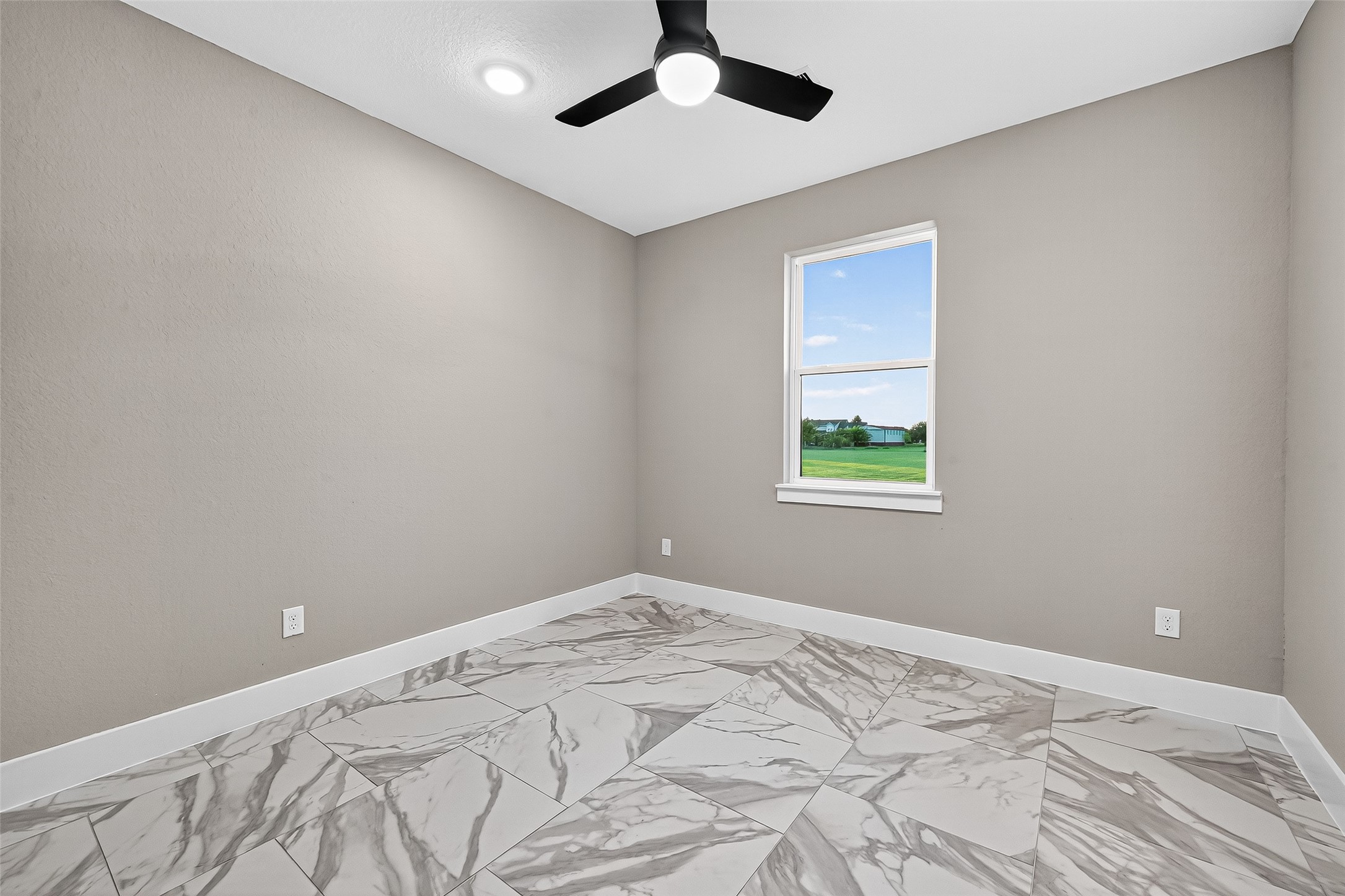 661 Angus Trail Angleton, TX 77515 - Photo 21 of 26