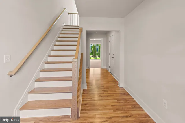 $3,100 | 10512 Hinton Way, Manassas, VA 20112