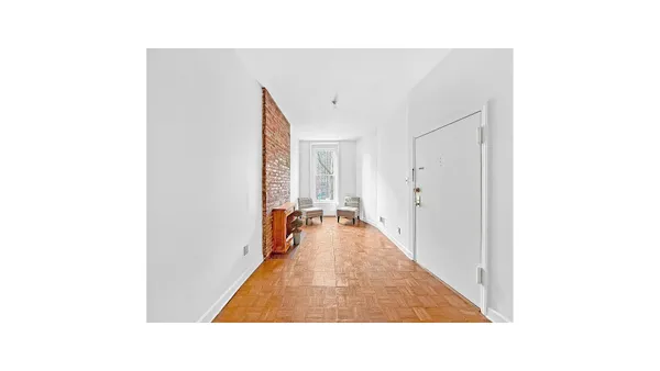$4,000 | 265 St James Place, Unit 2 | Clinton Hill