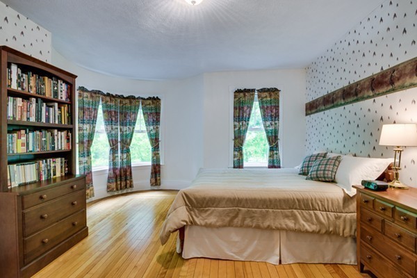 10 Fells Road Winchester, MA 01890 - Photo 17 of 23 Gallery Image 17