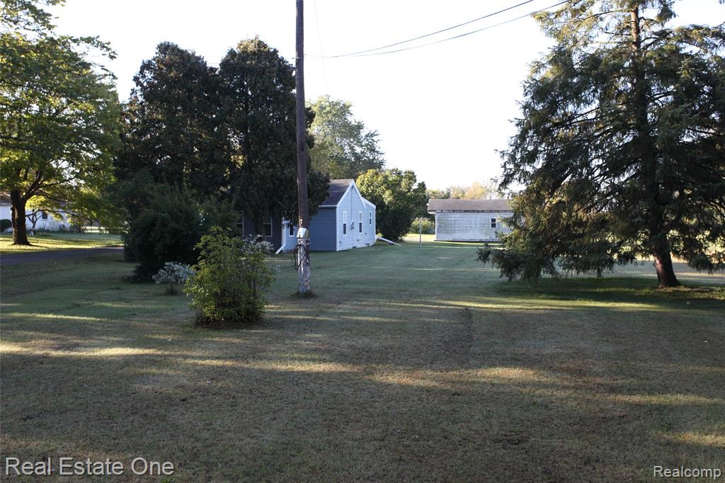 1969 Lasalle Road Monroe, MI 48162 - Photo 21 of 31 Gallery Image 21