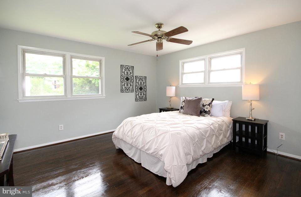 5950 Kedron Street Springfield, VA 22150 - Photo 14 of 30 Community