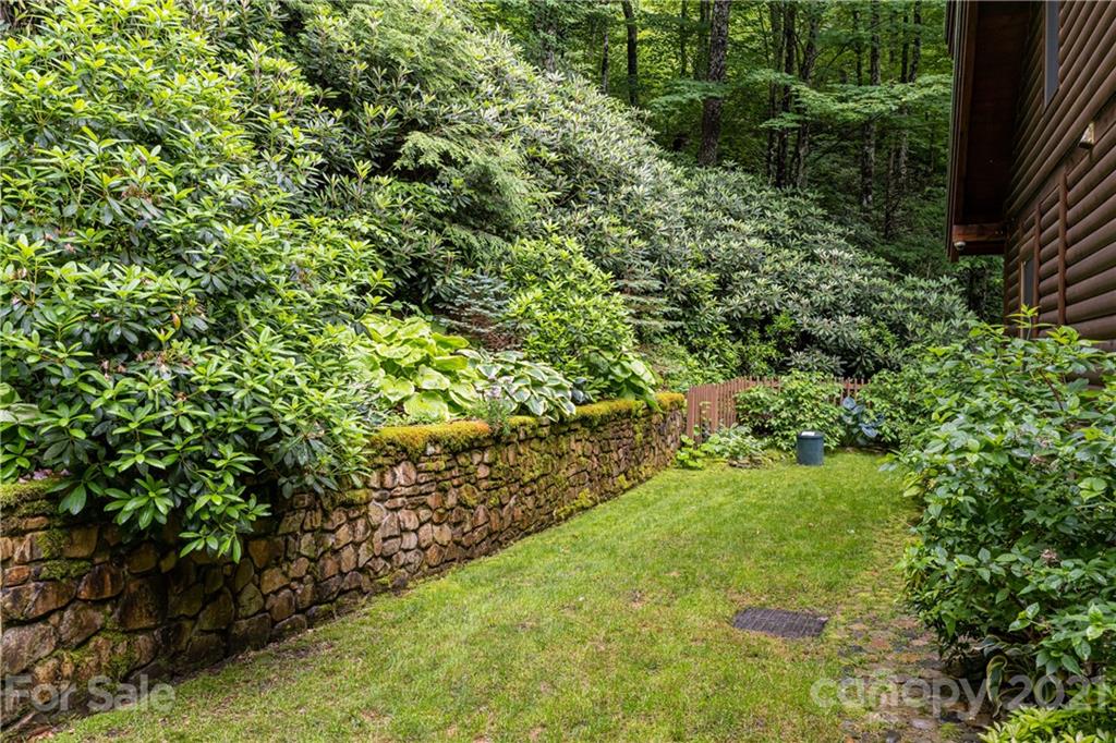 1334 Big Ridge Road Burnsville, NC 28714 - Photo 25 of 39 Gallery Image 25