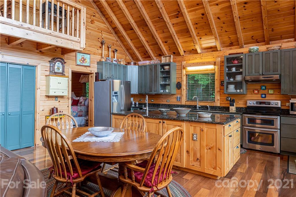 1334 Big Ridge Road Burnsville, NC 28714 - Photo 9 of 39 Gallery Image 9