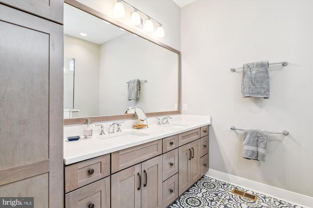 $1,150,000 | 25062 West Pereling Lane, Unit 12, Ocean View, DE 19970