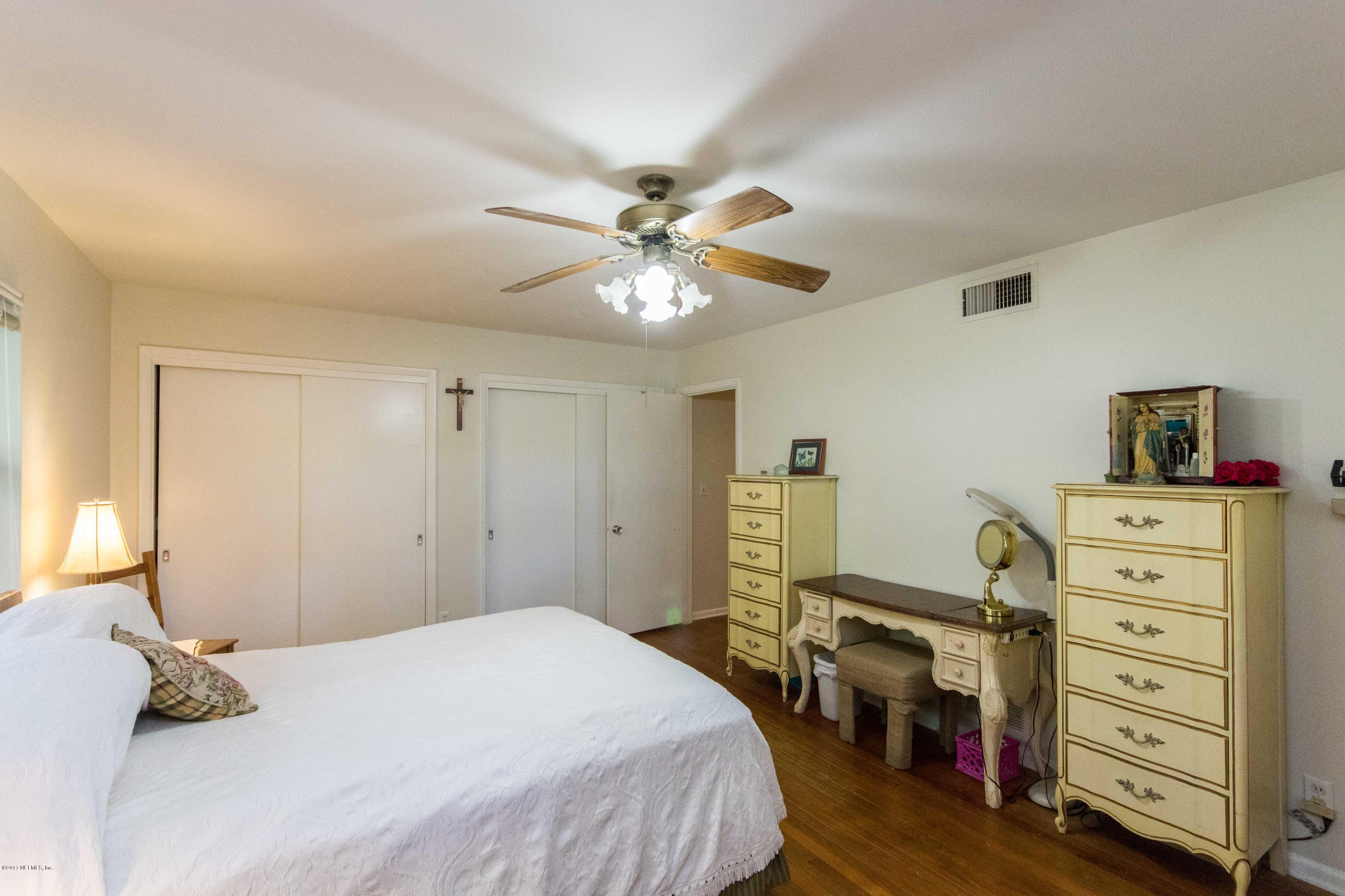 8325 Kim Road Jacksonville, FL 32217 - Photo 26 of 34 Master Bedroom View 3