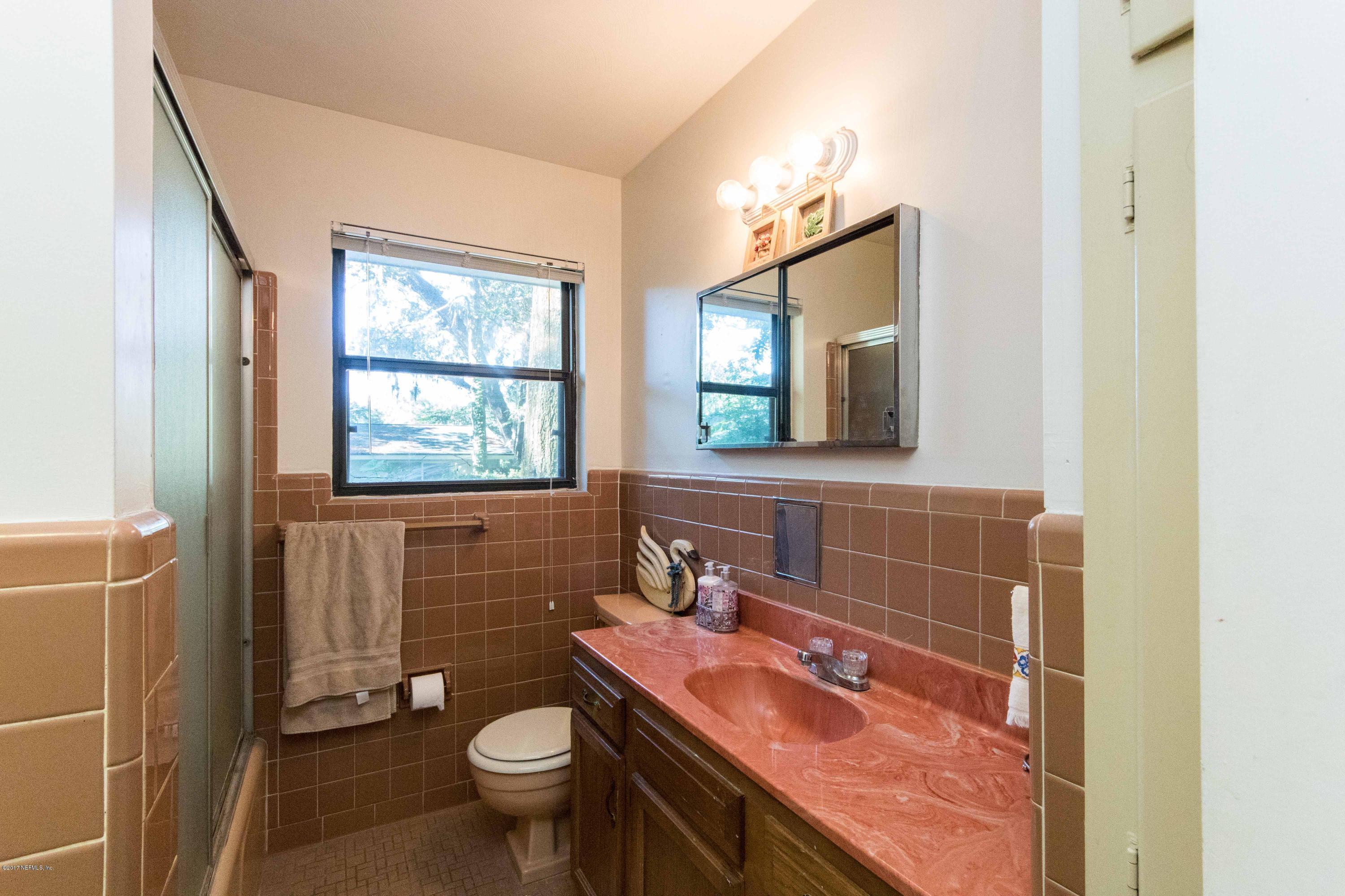 8325 Kim Road Jacksonville, FL 32217 - Photo 32 of 34 Second Bathroom View 2