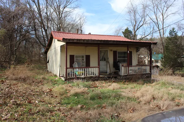 $35,000 | 191 McMillian Street, Erin, TN 37061