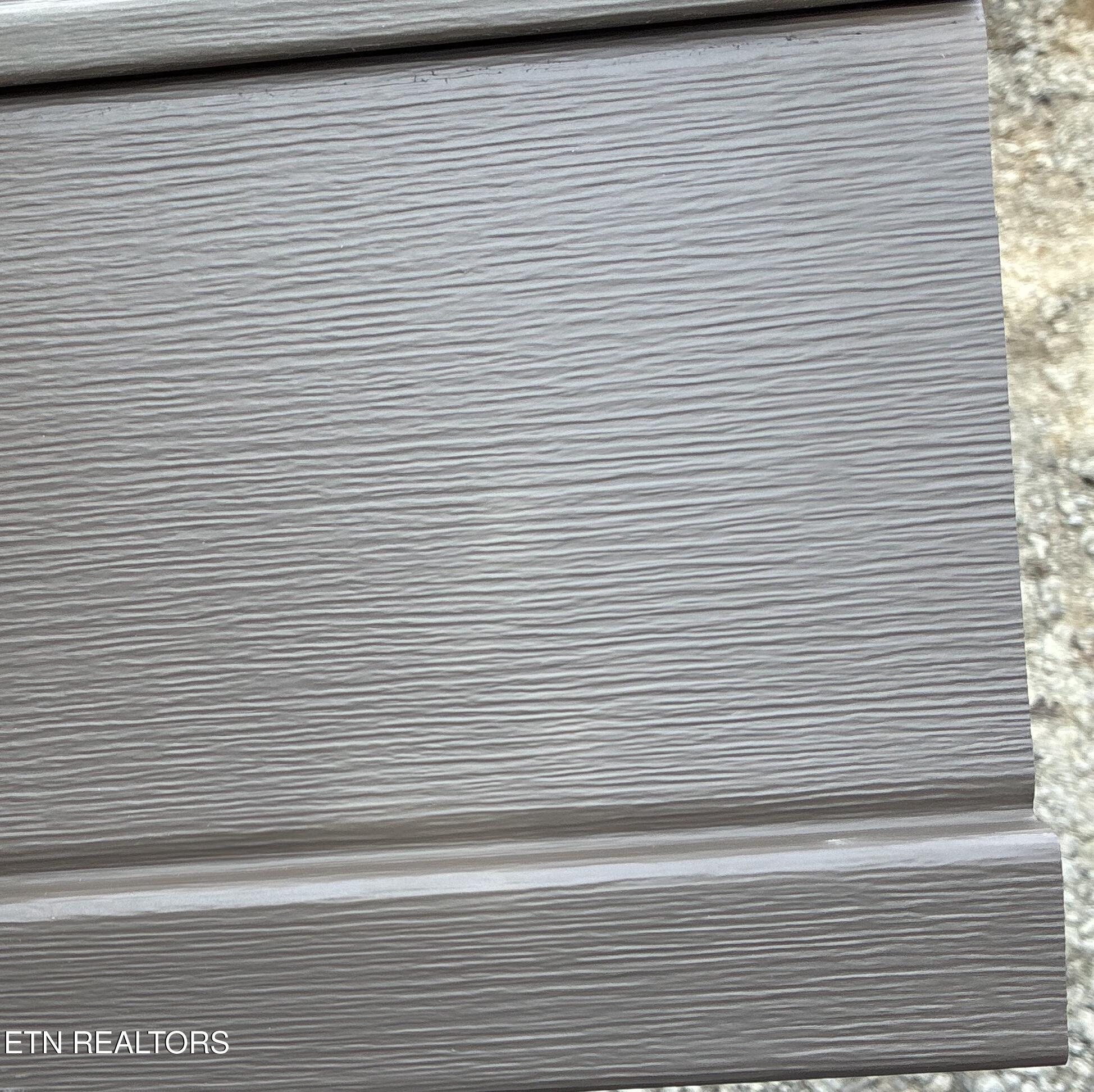 5823 Caldwell Road Loudon, TN 37774 - Photo 4 of 5 Siding