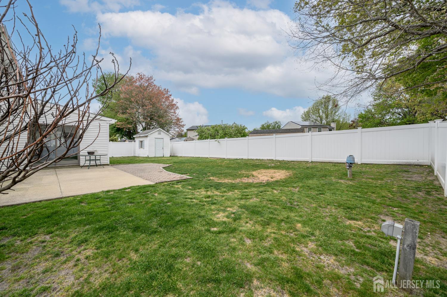20 Snowdrift Lane Howell, NJ 07731 - Photo 27 of 35