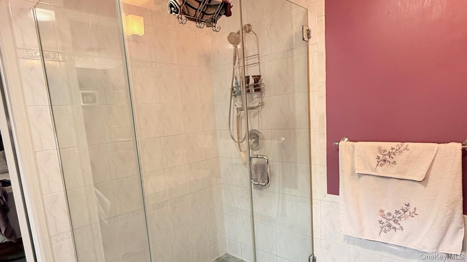 345 O'Connor Road North Babylon, NY 11703 - Photo 36 of 47 a bathroom with a shower