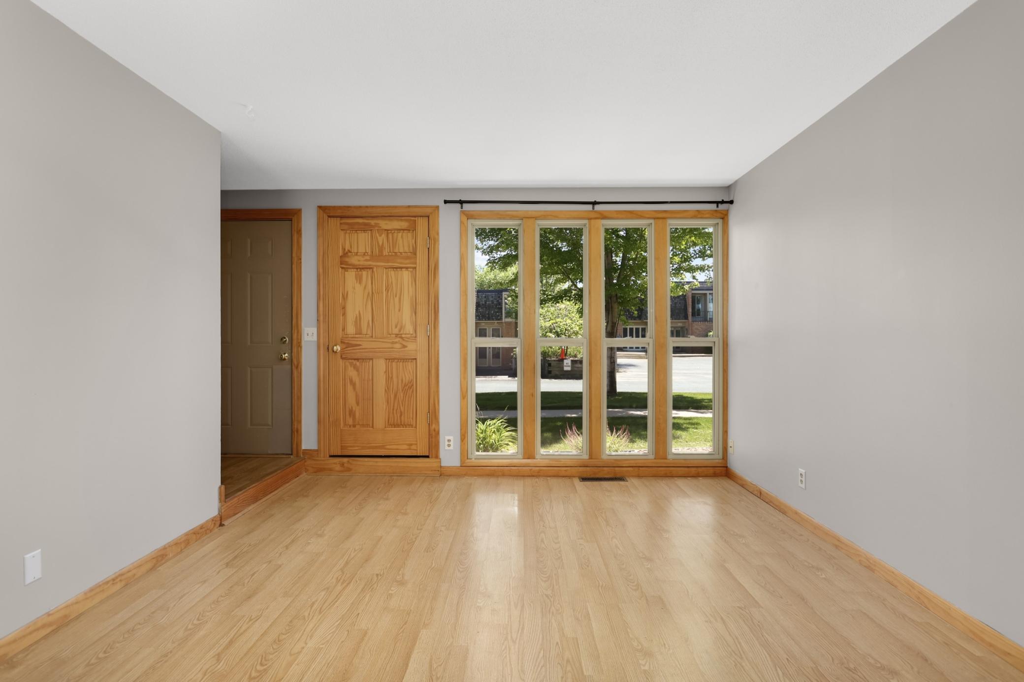 6425 Barrie Road Edina, MN 55435 - Photo 4 of 25