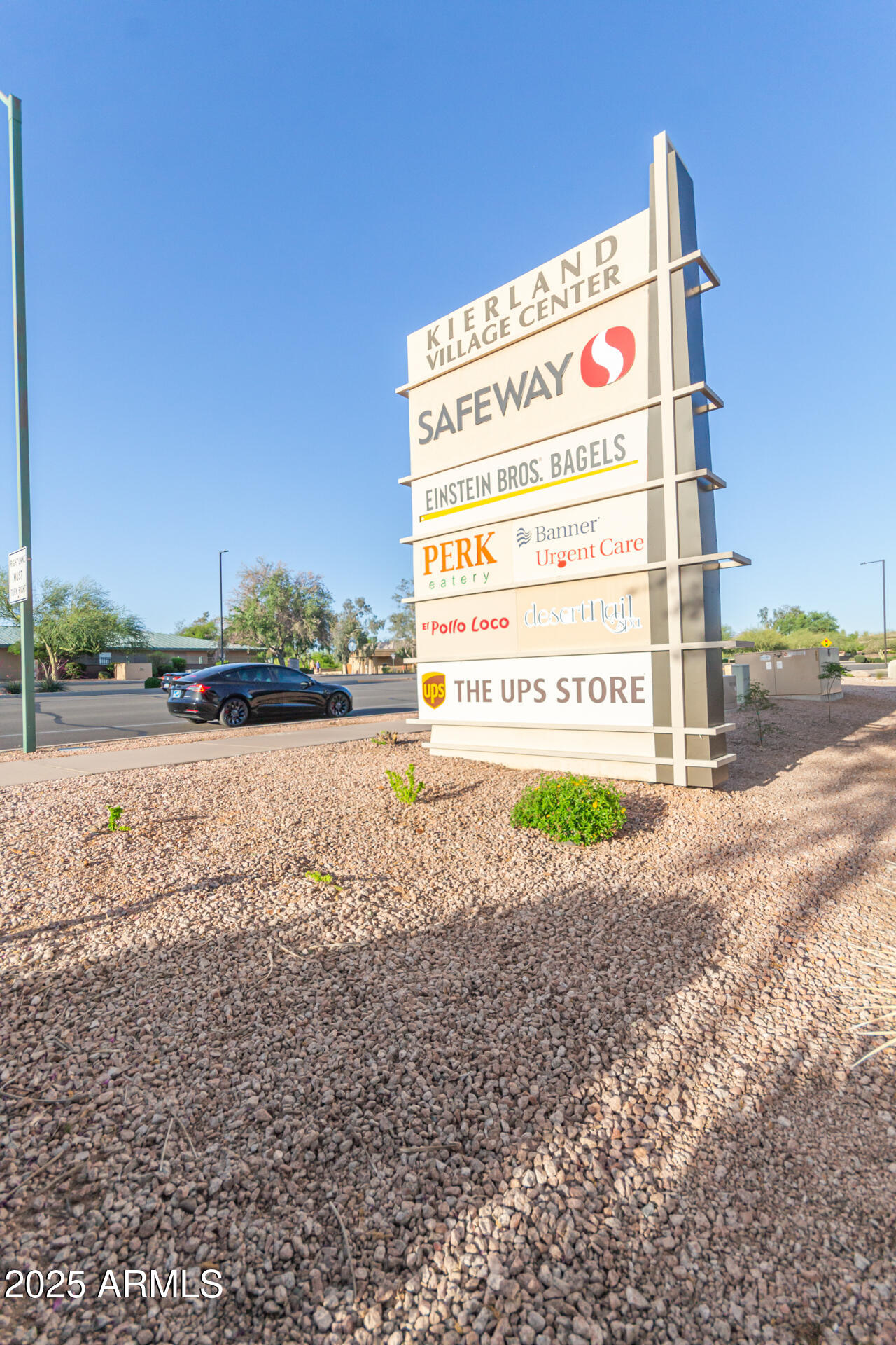 14034 North 60th Street Scottsdale, AZ 85254 - Photo 44 of 44 a sign on the side of the road