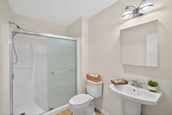 $349,900 | 77 Round House Road, Unit 77, Buzzards Bay, MA 02532