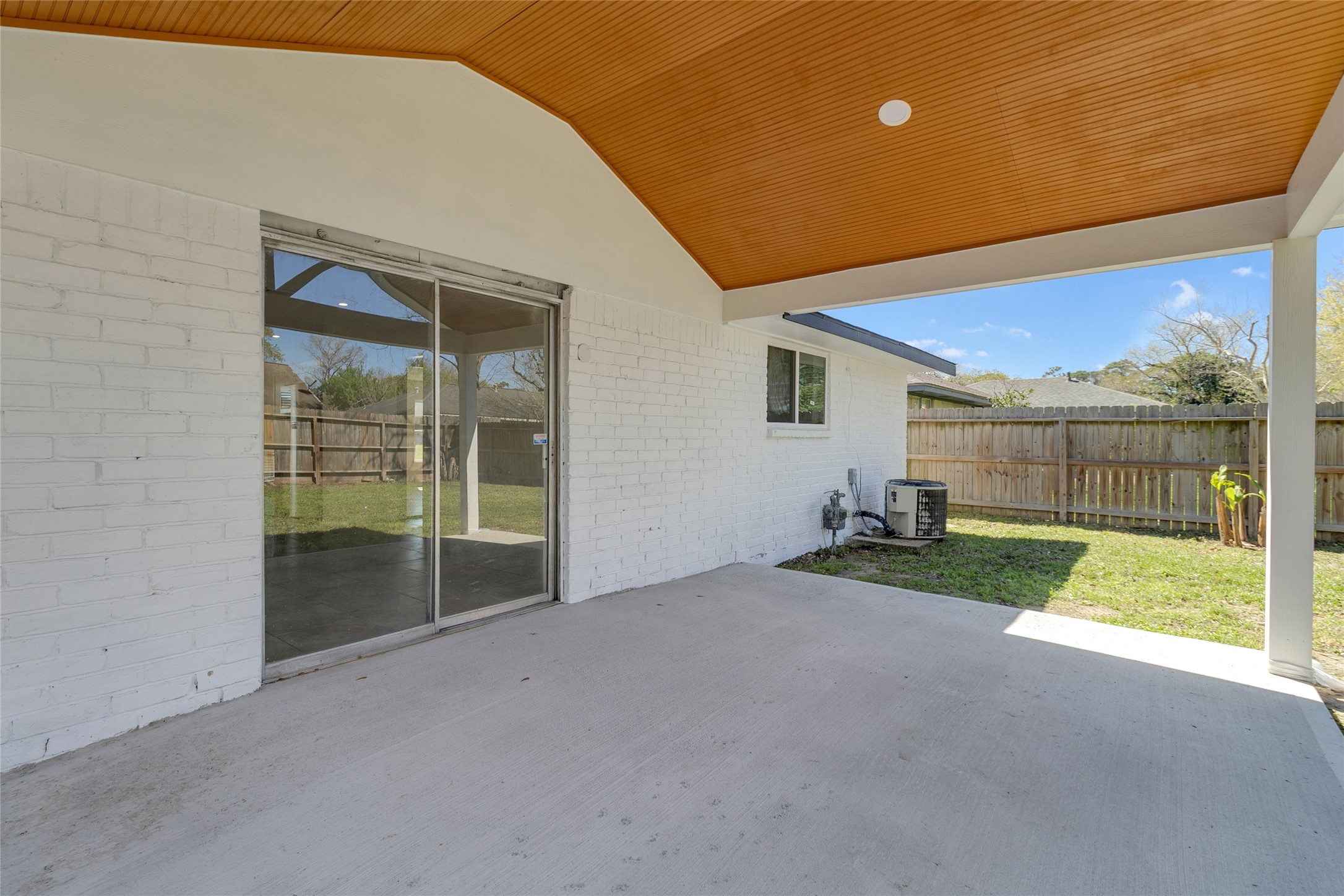 7622 Williams Street Houston, TX 77040 - Photo 32 of 42 a view of backyard of a house