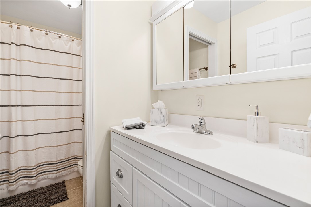 214 Goddard Row Newport, RI 02840 - Photo 16 of 18