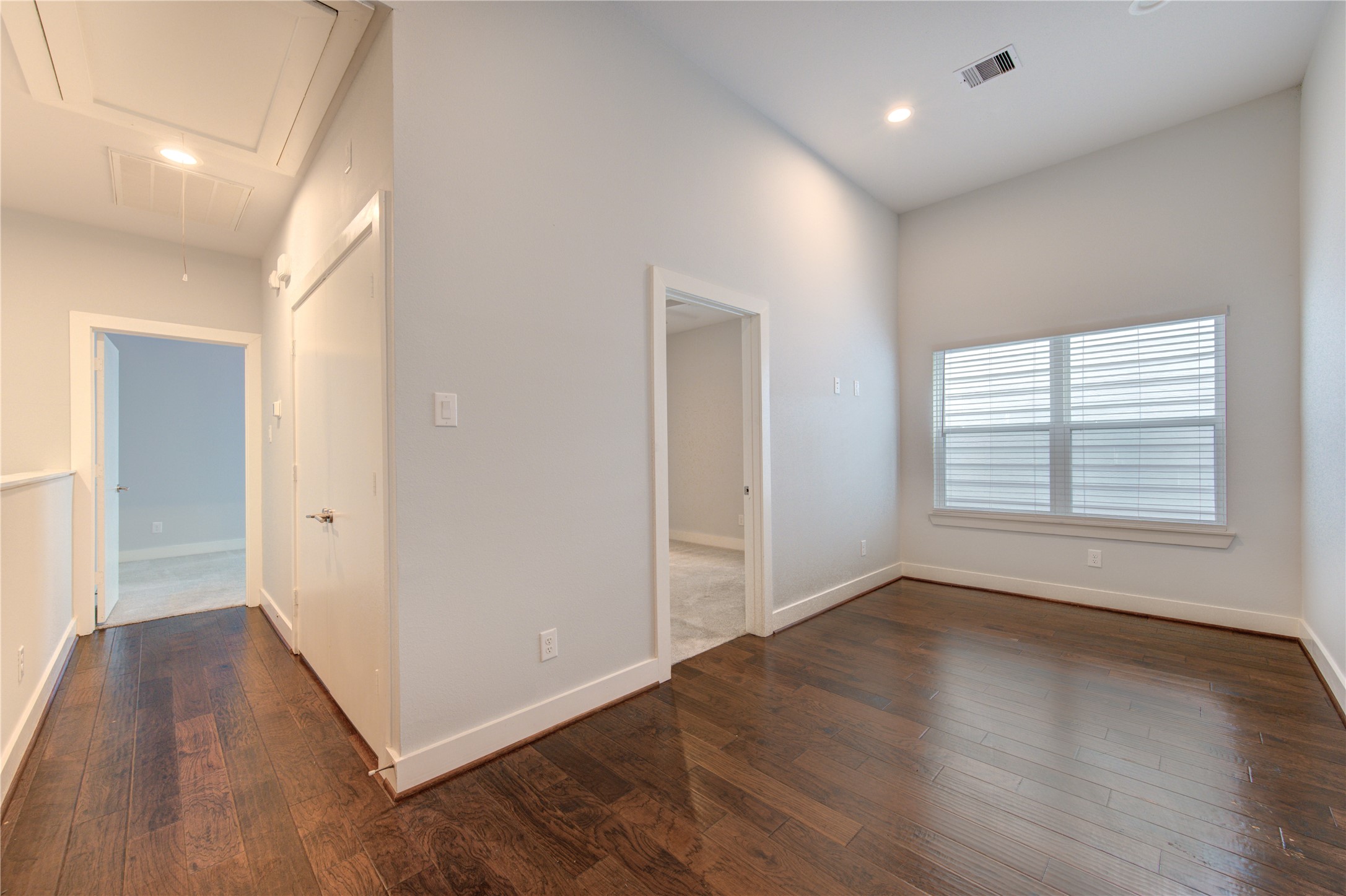 847 Rachel Street, Unit G Houston, TX 77091 - Photo 26 of 42 Just enjoyed the wood floors on the first floor , stairs , game room and common areas.