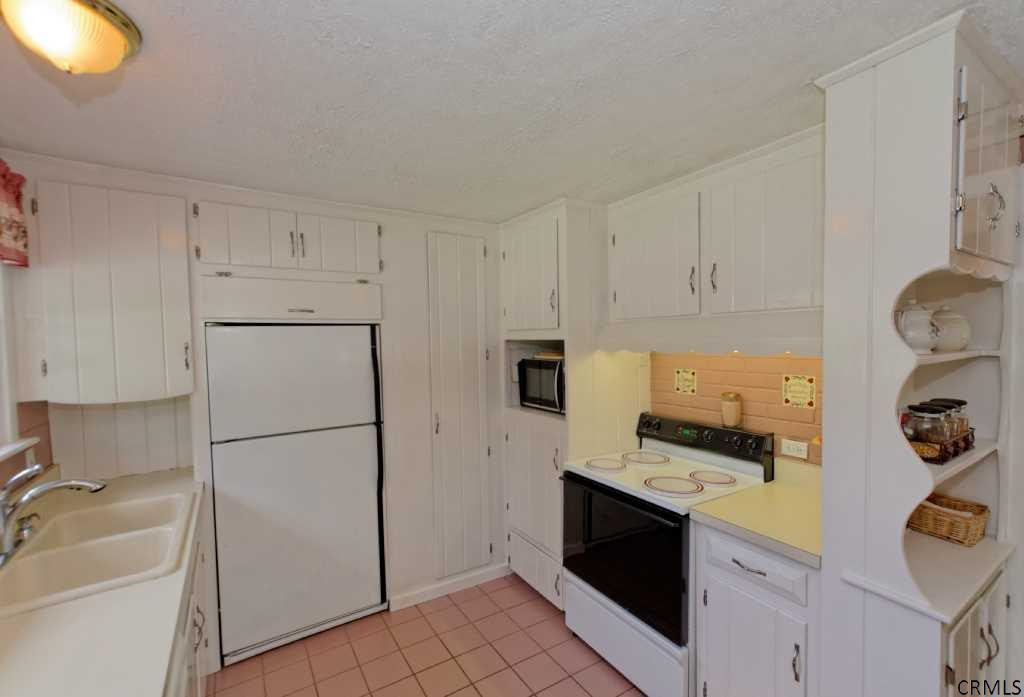 31 Midline Road Ballston, NY 12019 - Photo 8 of 25 Photo 8