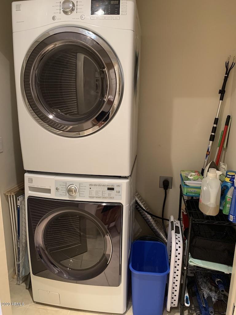 3935 East Rough Rider Road, Unit 1142 Phoenix, AZ 85050 - Photo 9 of 29 UNADJUSTEDNONRAW_thumb_170b