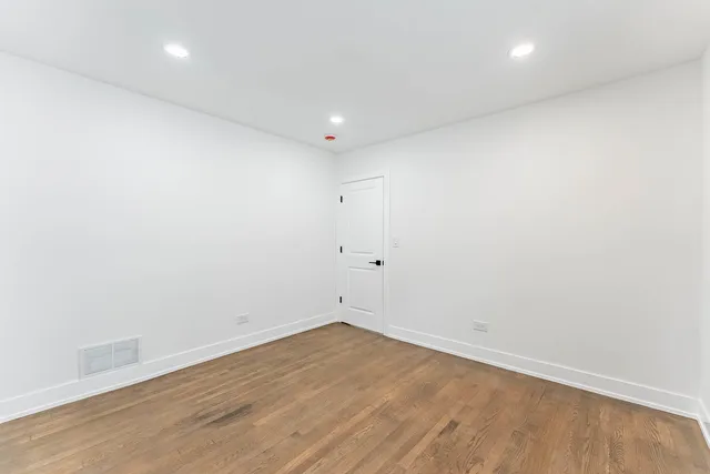 $419,900 | 2630 North Austin Avenue, Chicago, IL 60639