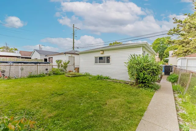 $419,900 | 2630 North Austin Avenue, Chicago, IL 60639