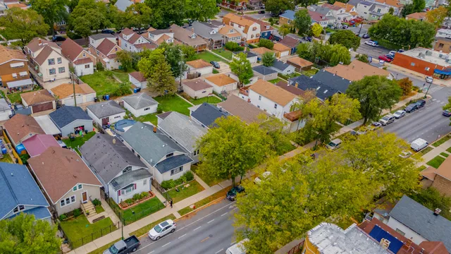 $419,900 | 2630 North Austin Avenue, Chicago, IL 60639