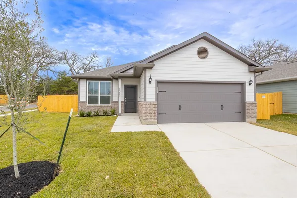 $1,900 | 2395 Lightfoot Lane, Bryan, TX 77803