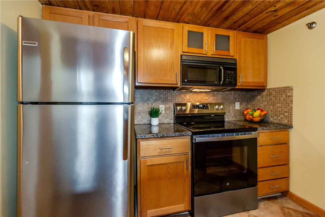 15 Higgins Street, Unit 311 Smithfield, RI 02917 - Photo 10 of 42