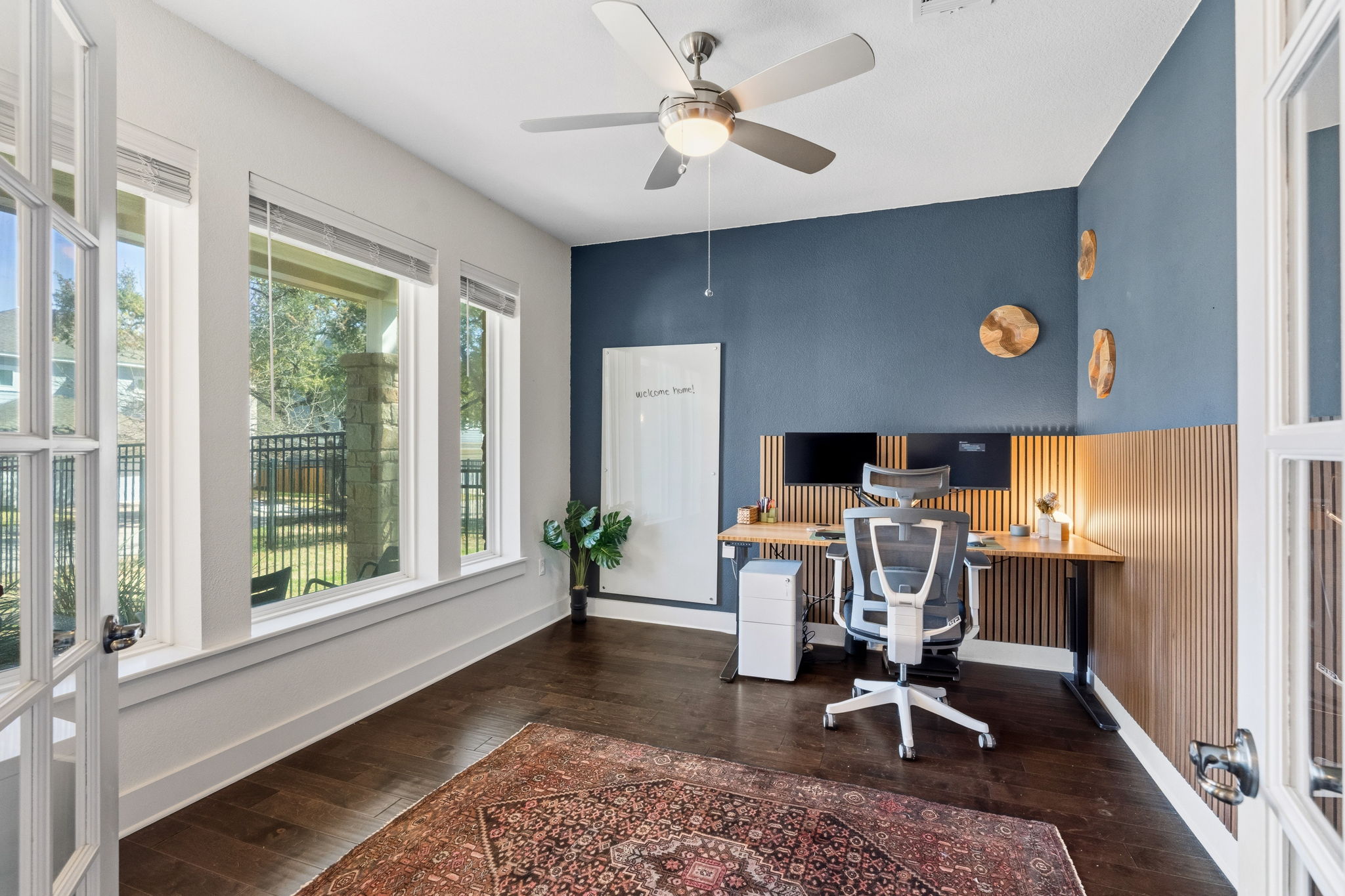 7205 Albert Road Austin, TX 78745 - Photo 16 of 37 a workspace with furniture and a window