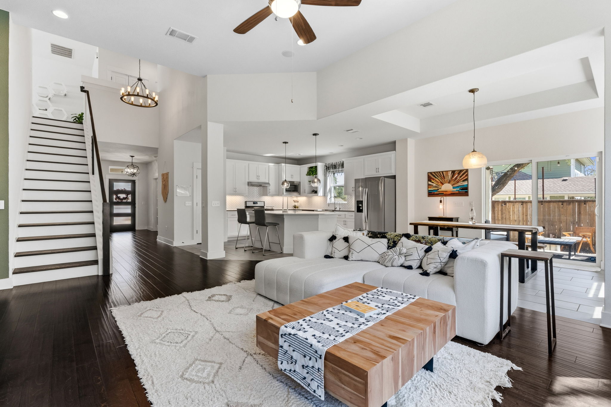 7205 Albert Road Austin, TX 78745 - Photo 2 of 37 a living room with furniture and wooden floor