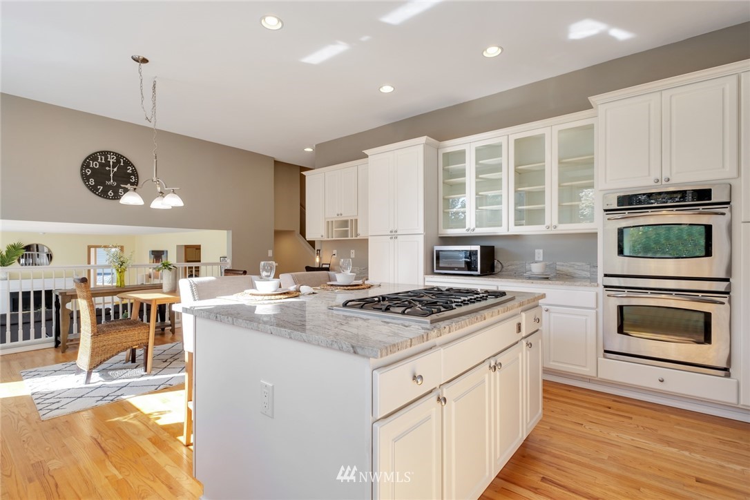3209 Northeast 26th Court Renton, WA 98056 - Photo 11 of 40 Gallery Image 11
