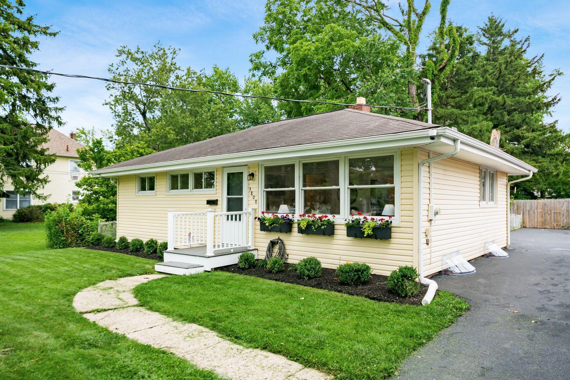3808 Maize Road Columbus, OH 43224 - Photo 2 of 25 003_ Rd Columbus OH 43224 USA