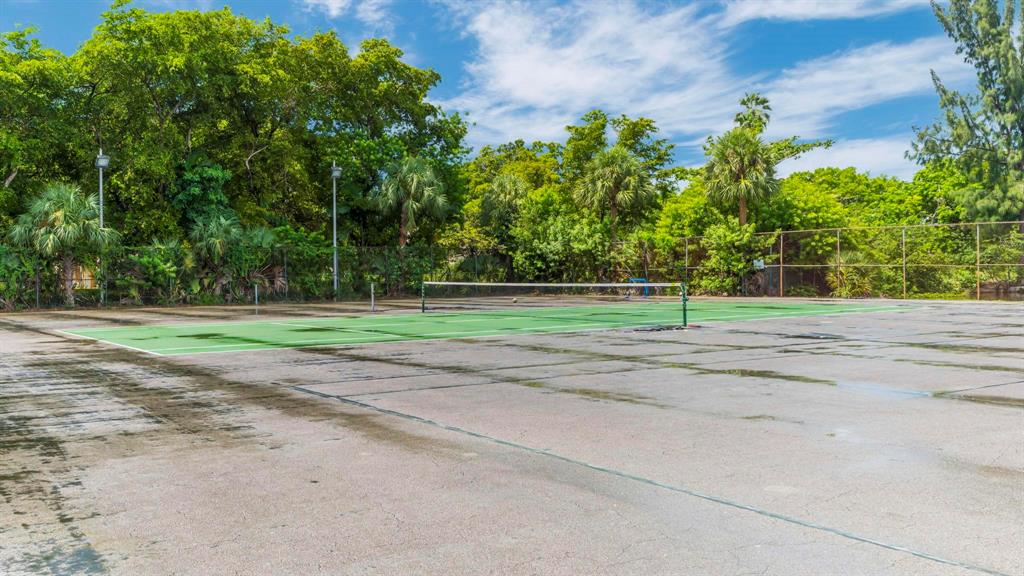 4801 Northwest 7th Street, Unit 50316 Miami, FL 33126 - Photo 28 of 31 a view of a basketball court