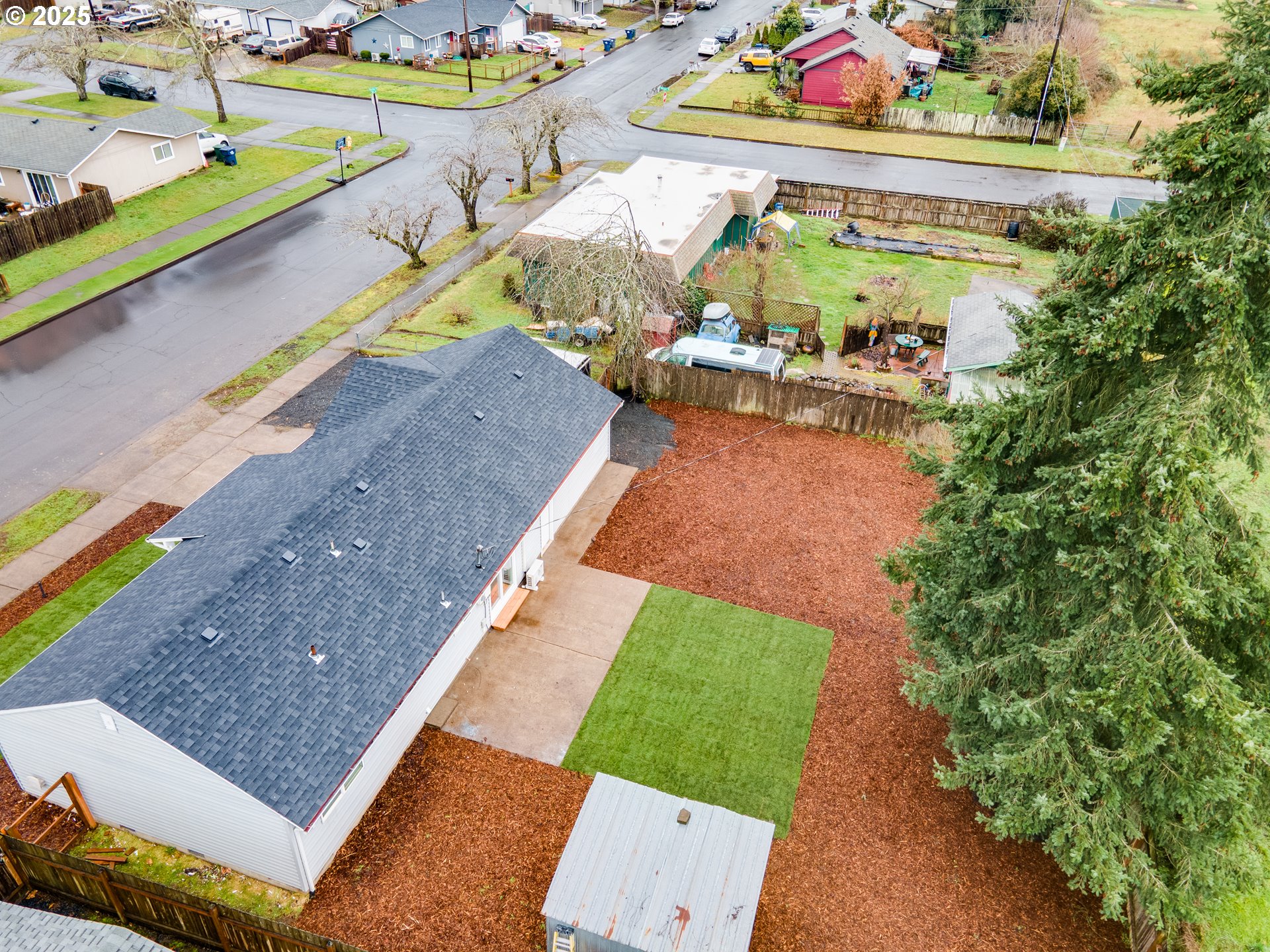 1024 56th Street Springfield, OR 97478 - Photo 31 of 32