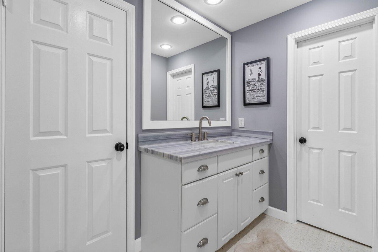 5600 Coach House Circle, Unit H Boca Raton, FL 33486 - Photo 17 of 26 020-5600CoachHouseCircle-UnitH-BocaRaton