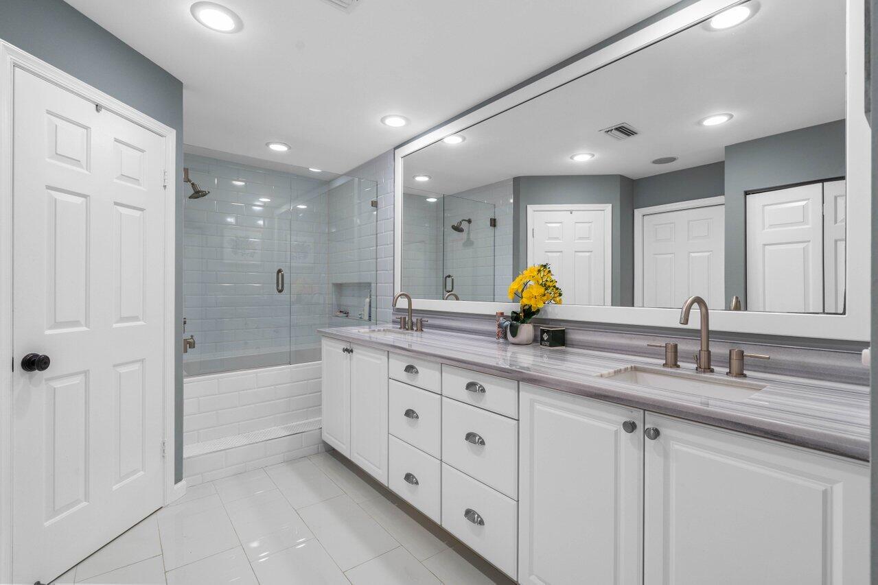 5600 Coach House Circle, Unit H Boca Raton, FL 33486 - Photo 22 of 26 018-5600CoachHouseCircle-UnitH-BocaRaton