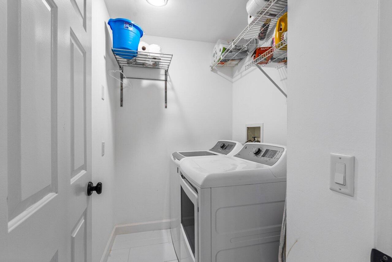 5600 Coach House Circle, Unit H Boca Raton, FL 33486 - Photo 23 of 26 022-5600CoachHouseCircle-UnitH-BocaRaton