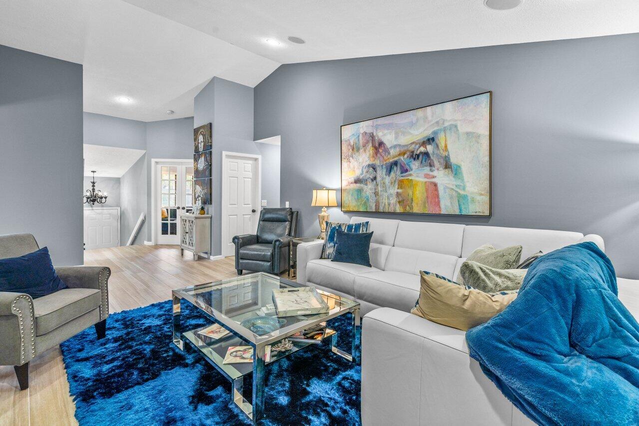 5600 Coach House Circle, Unit H Boca Raton, FL 33486 - Photo 6 of 26 008-5600CoachHouseCircle-UnitH-BocaRaton