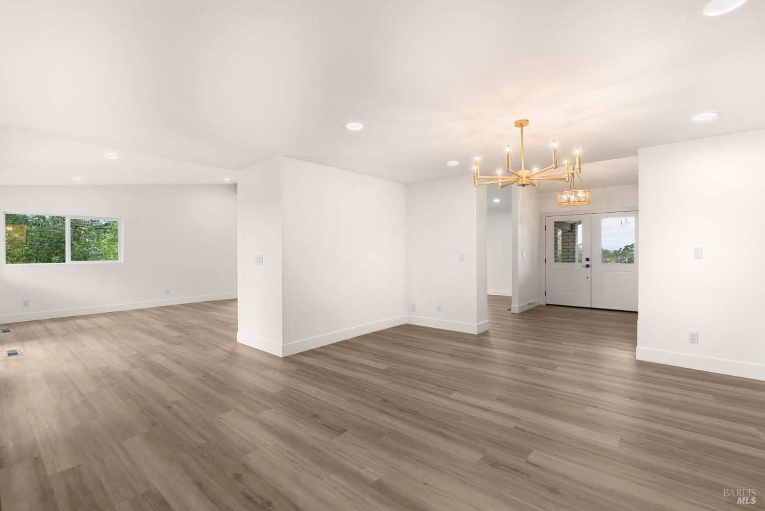 1385 Wikiup Drive Santa Rosa, CA 95403 - Photo 25 of 49