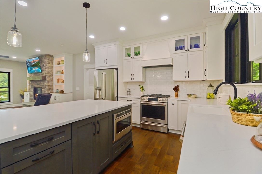 1291 George Hayes Road Boone, NC 28607 - Photo 6 of 48 Gallery Image 6